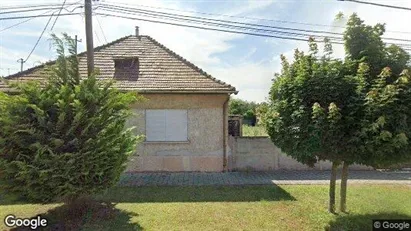 Apartments for rent in Esztergomi - Photo from Google Street View