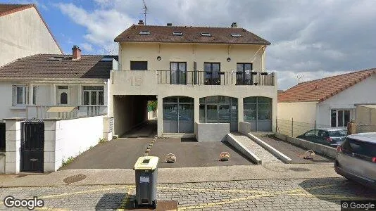 Apartments for rent in Évry - Photo from Google Street View