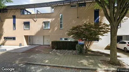 Apartments for rent in Maastricht - Photo from Google Street View Apartments for rent in Maastricht - Photo from Google Street View