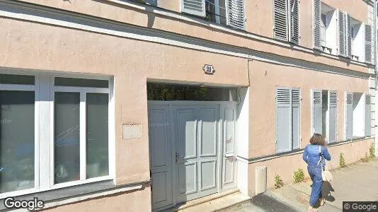 Rooms for rent in Fontainebleau - Photo from Google Street View
