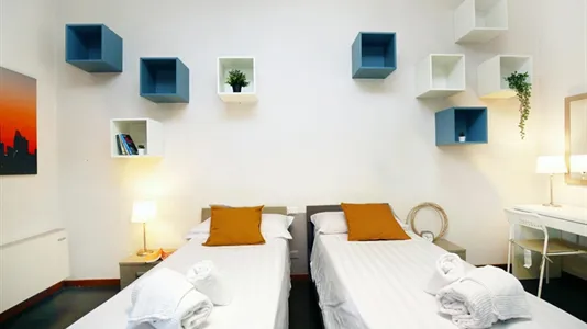 Apartments in Milano Zona 8 - Fiera, Gallaratese, Quarto Oggiaro - photo 2