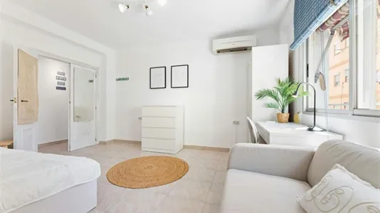 Rooms in Valencia Poblats Marítims - photo 5