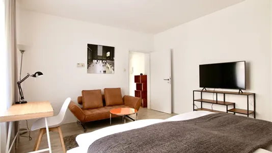 Apartments in Cologne Innenstadt - photo 8