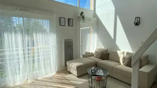 Apartments in Pontoise - photo 3