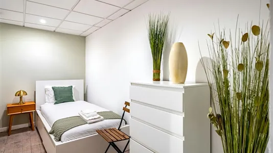 Apartments in Location is not specified - photo 9