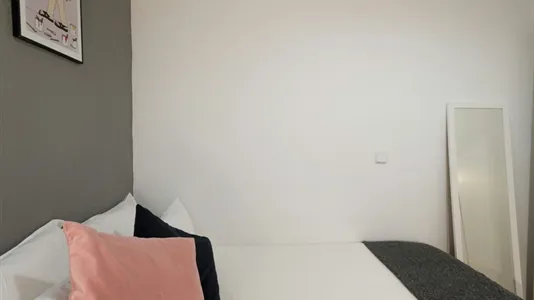 Rooms in Madrid Centro - photo 6