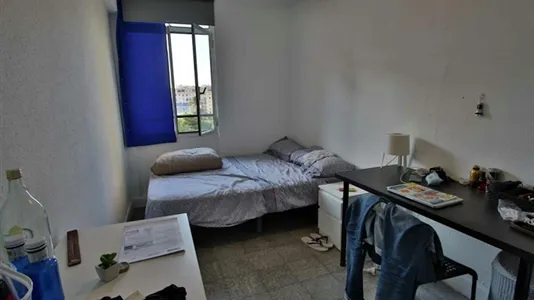 Rooms in Valencia Extramurs - photo 4