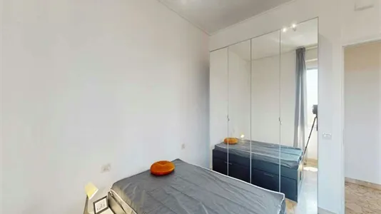 Rooms in Milano Zona 4 - Vittoria, Forlanini - photo 1