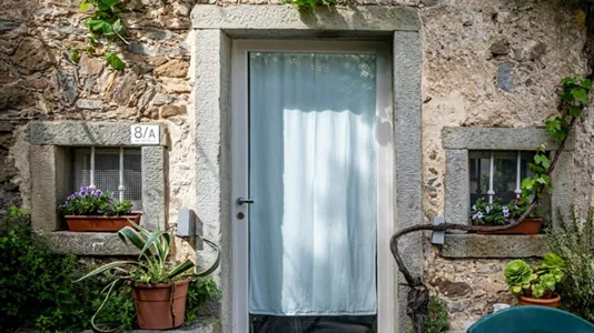 Houses in La Spezia - photo 3