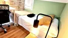 Room for rent, Barcelona Les Corts, Barcelona, &lt;span class=&quot;blurred street&quot; onclick=&quot;ProcessAdRequest(7999749)&quot;&gt;&lt;span class=&quot;hint&quot;&gt;See streetname&lt;/span&gt;[xxxxxxxxxxxxx]&lt;/span&gt;