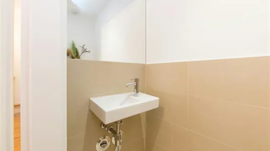 Rooms in Berlin Mitte - photo 9