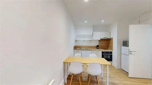 Apartments in Saint-Étienne - photo 5