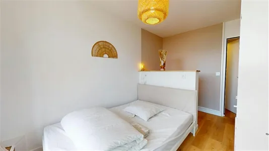 Rooms in Lyon - photo 2