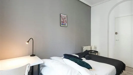Rooms in Madrid Centro - photo 2