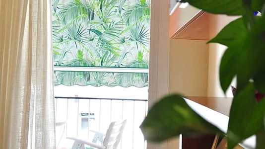 Rooms in Barcelona Eixample - photo 10