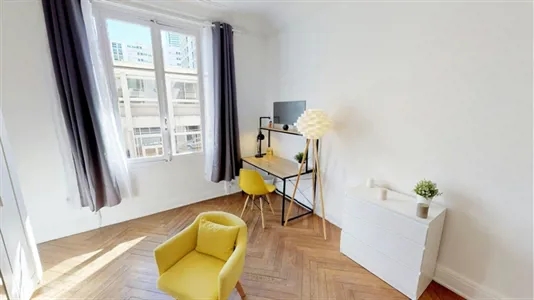 Rooms in Lyon - photo 3