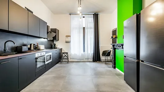 Rooms in Brussels Sint-Gillis - photo 4