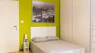 Room for rent, Bologna, Emilia-Romagna, &lt;span class=&quot;blurred street&quot; onclick=&quot;ProcessAdRequest(9861535)&quot;&gt;&lt;span class=&quot;hint&quot;&gt;See streetname&lt;/span&gt;[xxxxxxxxxxxxx]&lt;/span&gt;
