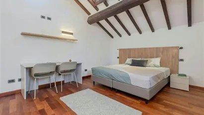 Room for rent in Ferrara, Emilia-Romagna