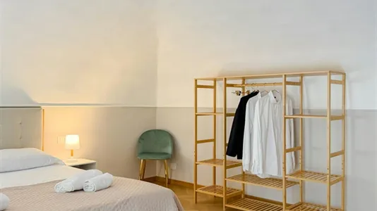 Apartments in Turin - photo 4