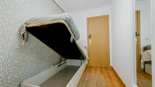 Rooms in Madrid Hortaleza - photo 3