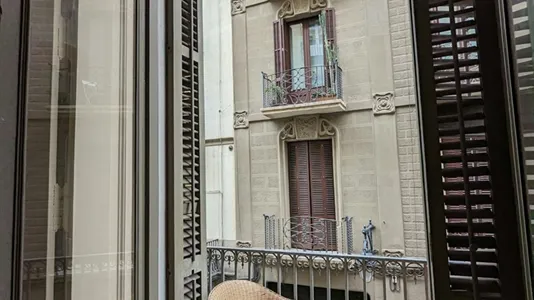 Rooms in Barcelona Ciutat Vella - photo 9