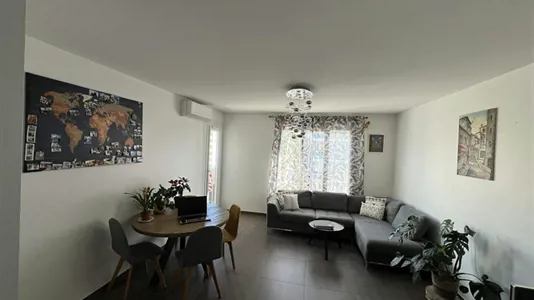 Apartments in Lyon - photo 3