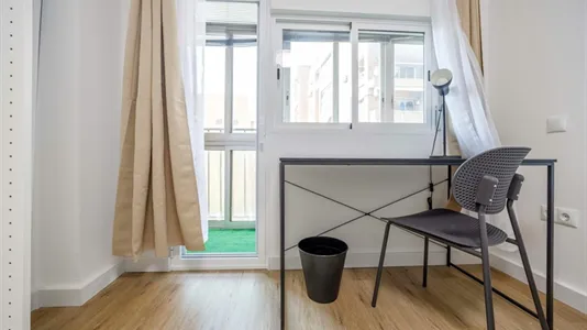 Rooms in Tavernes Blanques - photo 5