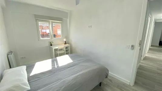 Rooms in Adaro - photo 5