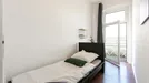 Room for rent, Berlin, &lt;span class=&quot;blurred street&quot; onclick=&quot;ProcessAdRequest(8014196)&quot;&gt;&lt;span class=&quot;hint&quot;&gt;See streetname&lt;/span&gt;[xxxxxxxxxxxxx]&lt;/span&gt;