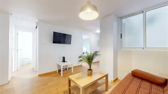 Rooms in Elche/Elx - photo 4