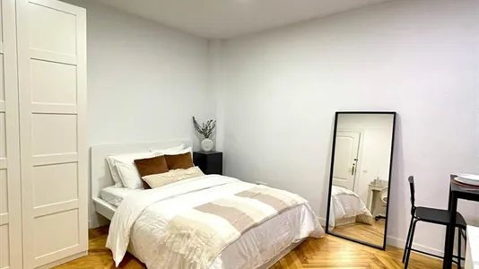 Rooms in Madrid Salamanca - photo 5