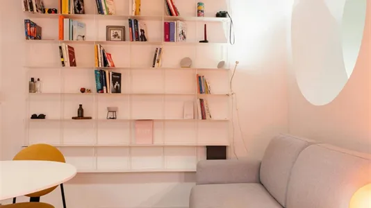 Apartments in Milano Zona 6 - Barona, Lorenteggio - photo 2