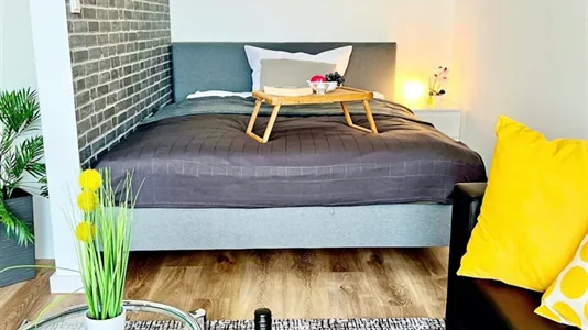 Apartments in Frankfurt Mitte-West - photo 4