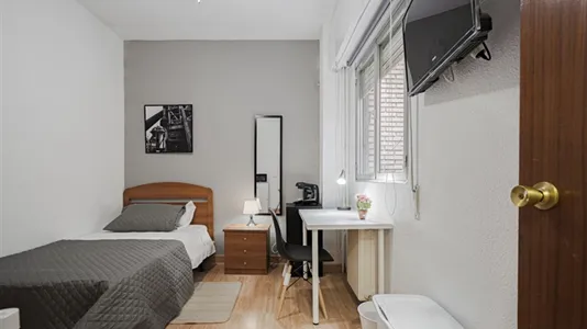 Rooms in Alcalá de Henares - photo 4