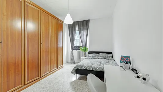 Rooms in Milano Zona 5 - Vigentino, Chiaravalle, Gratosoglio - photo 2