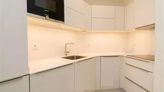 Apartments in Barcelona Eixample - photo 8