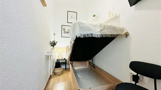 Rooms in Madrid Chamberí - photo 4