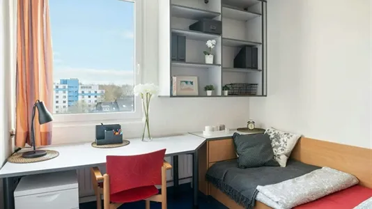Rooms in Bochum - photo 1