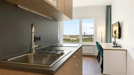 Apartments in Berlin Mitte - photo 2