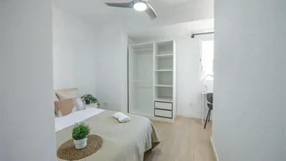 Room for rent in el Camí de Vera, Comunidad Valenciana