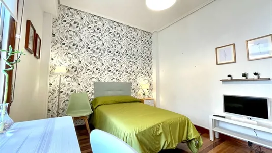 Rooms in Bilbao - photo 2