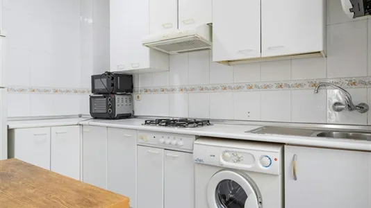 Rooms in Madrid Chamberí - photo 5