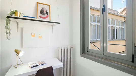 Rooms in Madrid Centro - photo 5