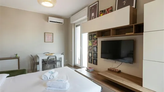 Apartments in Milano Zona 6 - Barona, Lorenteggio - photo 8