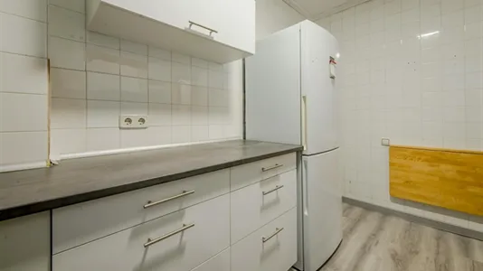 Rooms in Madrid ChamartĂn - photo 8