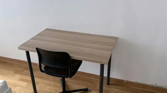 Rooms in Barcelona Sant Martí - photo 4