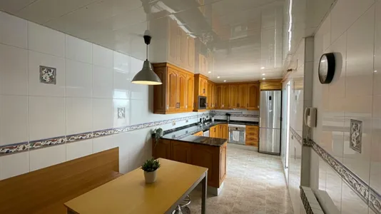 Rooms in Esplugues de Llobregat - photo 5