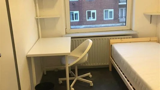 Rooms in Location is not specified - photo 1