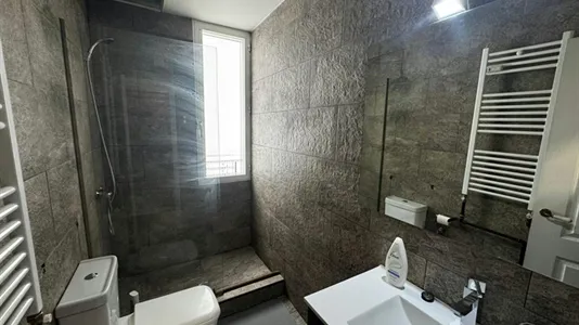 Rooms in Madrid Chamberí - photo 2